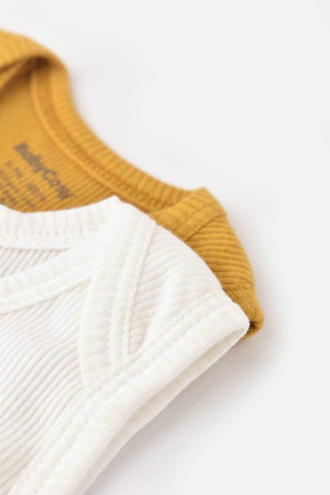 2 stuks mouwloze romper-Tomiju Baby