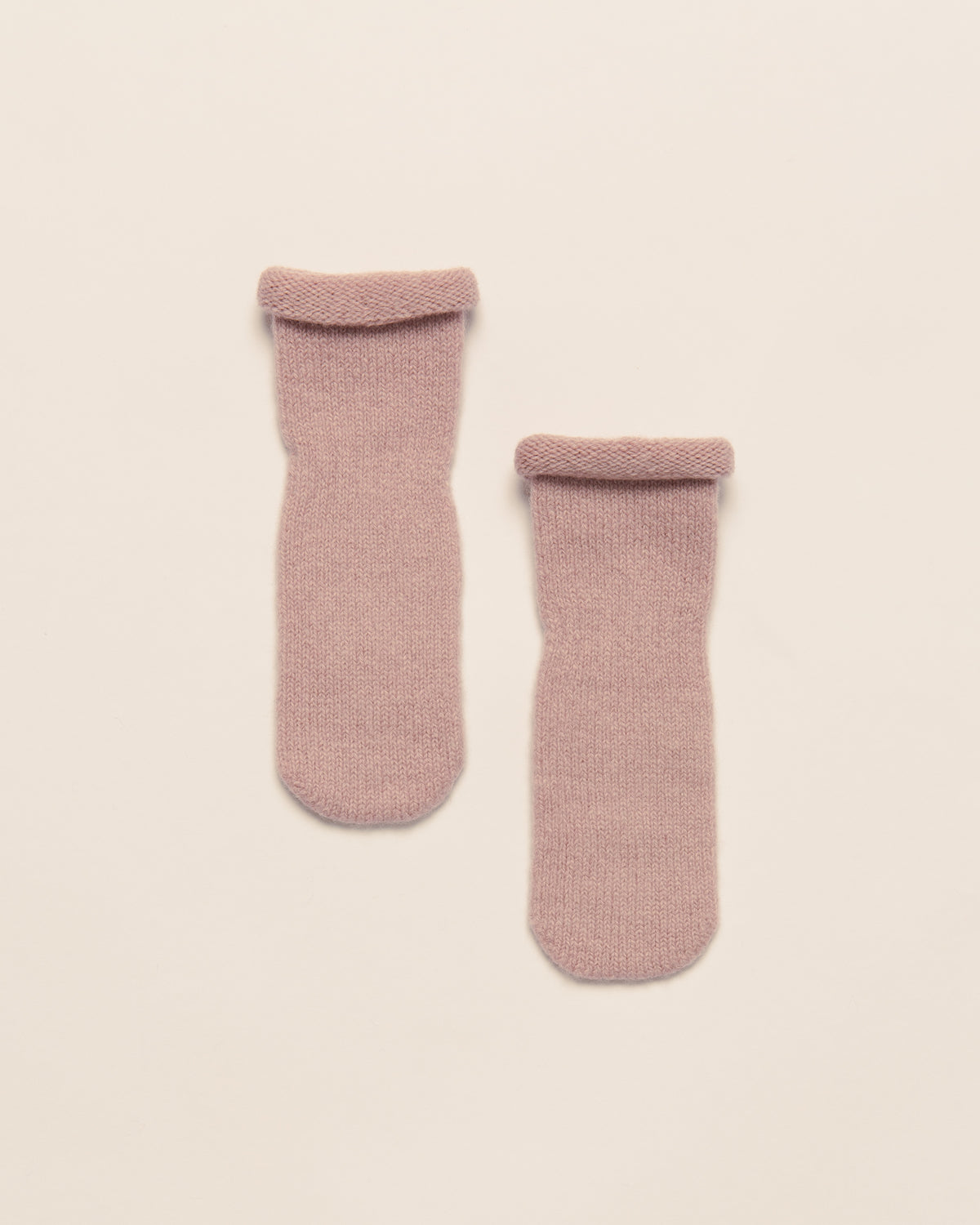 Babysokjes van Merino Wol & Kasjmier by Knitas biologisch katoen hypoallergeen gevoelige huid eczeem baby ademend baby essentials baby sokjes duurzame babykleding eczeem vriendelijk hypoallergeen kasjmier kraamcadeau merino wol natuurlijke kleuren newborn sokjes premium warme sokjes winter zachte boordjes