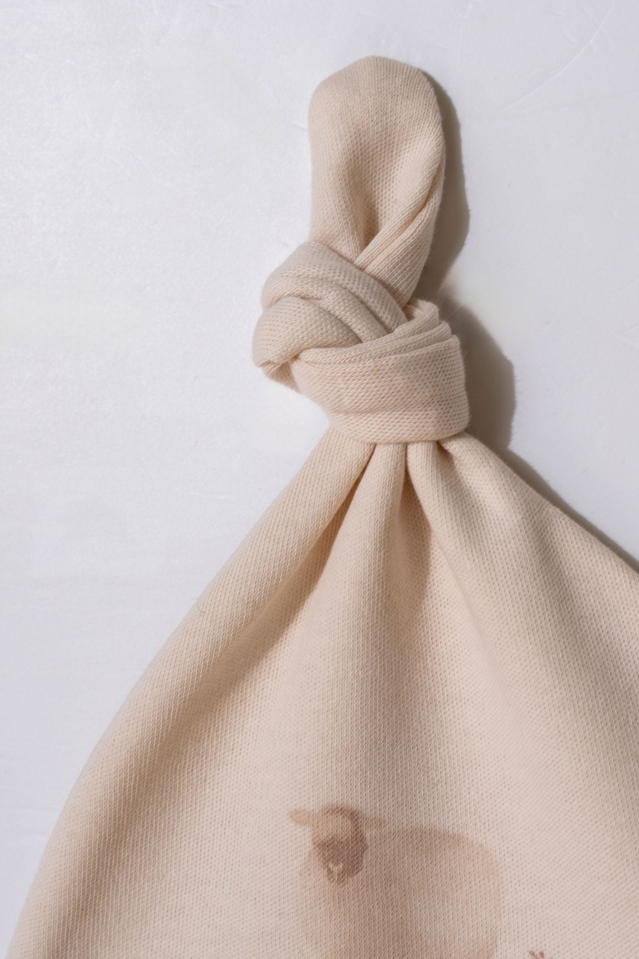 3-Delige Newborn Set - 100% Biologisch Katoen - Cream/Beige biologisch katoen hypoallergeen gevoelige huid eczeem baby 0-3 maanden 3-6 maanden 3-delige set baby mutsje biologisch katoen biologische baby set cream beige duurzame babykleding eczeem vriendelijk gevoelige huid GOTS gecertificeerd hypoallergeen interlock katoen kraamcadeau natuurlijke babykleding newborn essentials newborn set pasgeboren baby romper met voetjes zachte babykleding